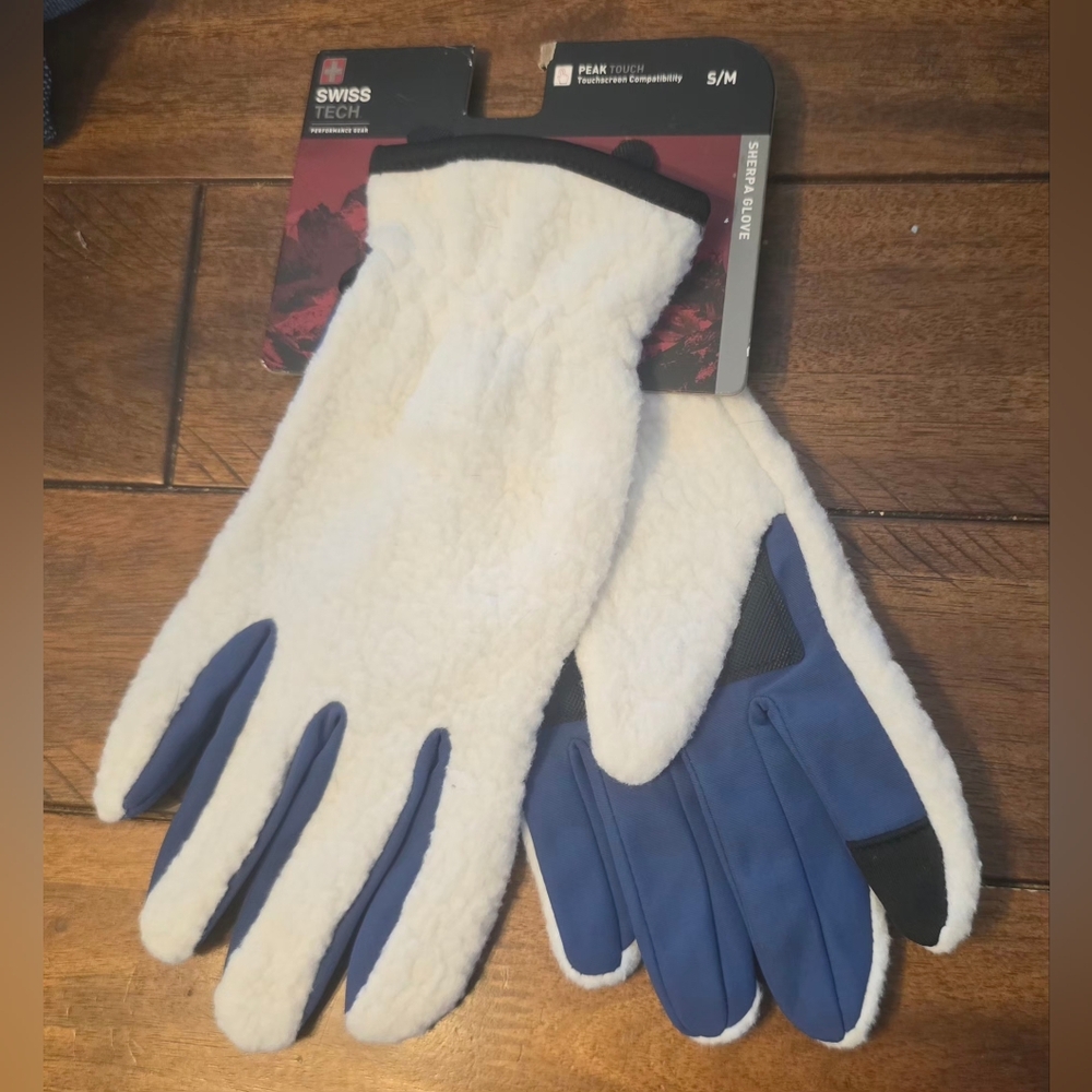 Swiss Tech Performance Gear Sherpa Gloves S/M Touchscreen Compatible Winter